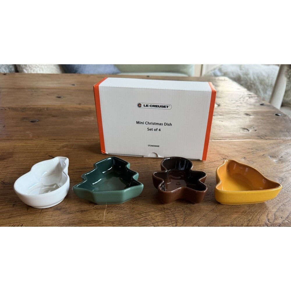 Le Creuset Christmas Mini Bowls Dish Set Of 4 Snowman Tree Gingerbread Bell NEW